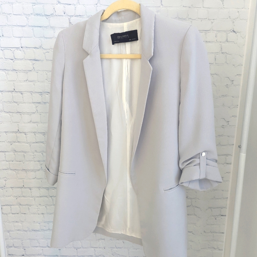 Blazer with 3/4 length sleeves